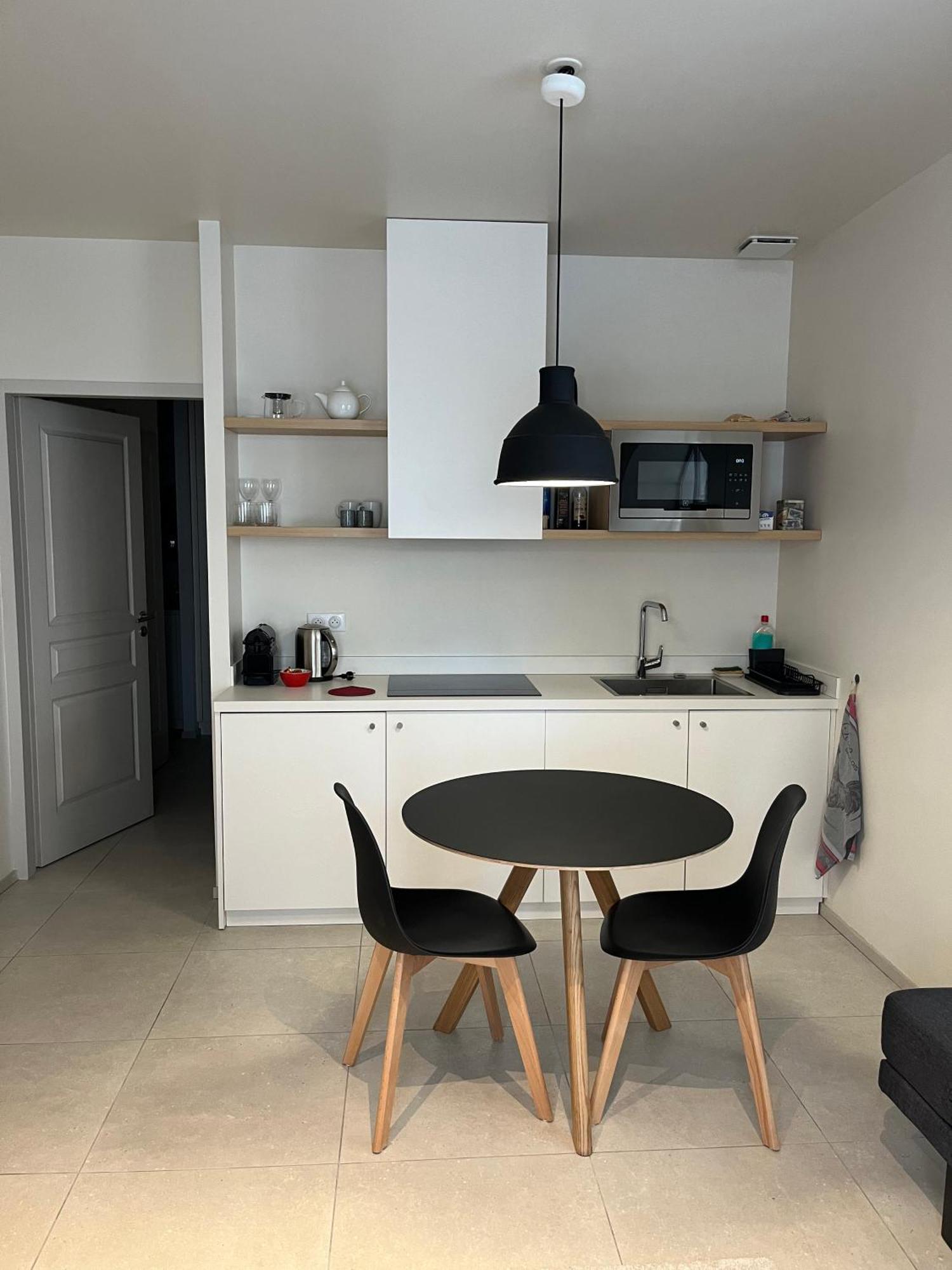 Le Petit Appartement D'Арль Экстерьер фото