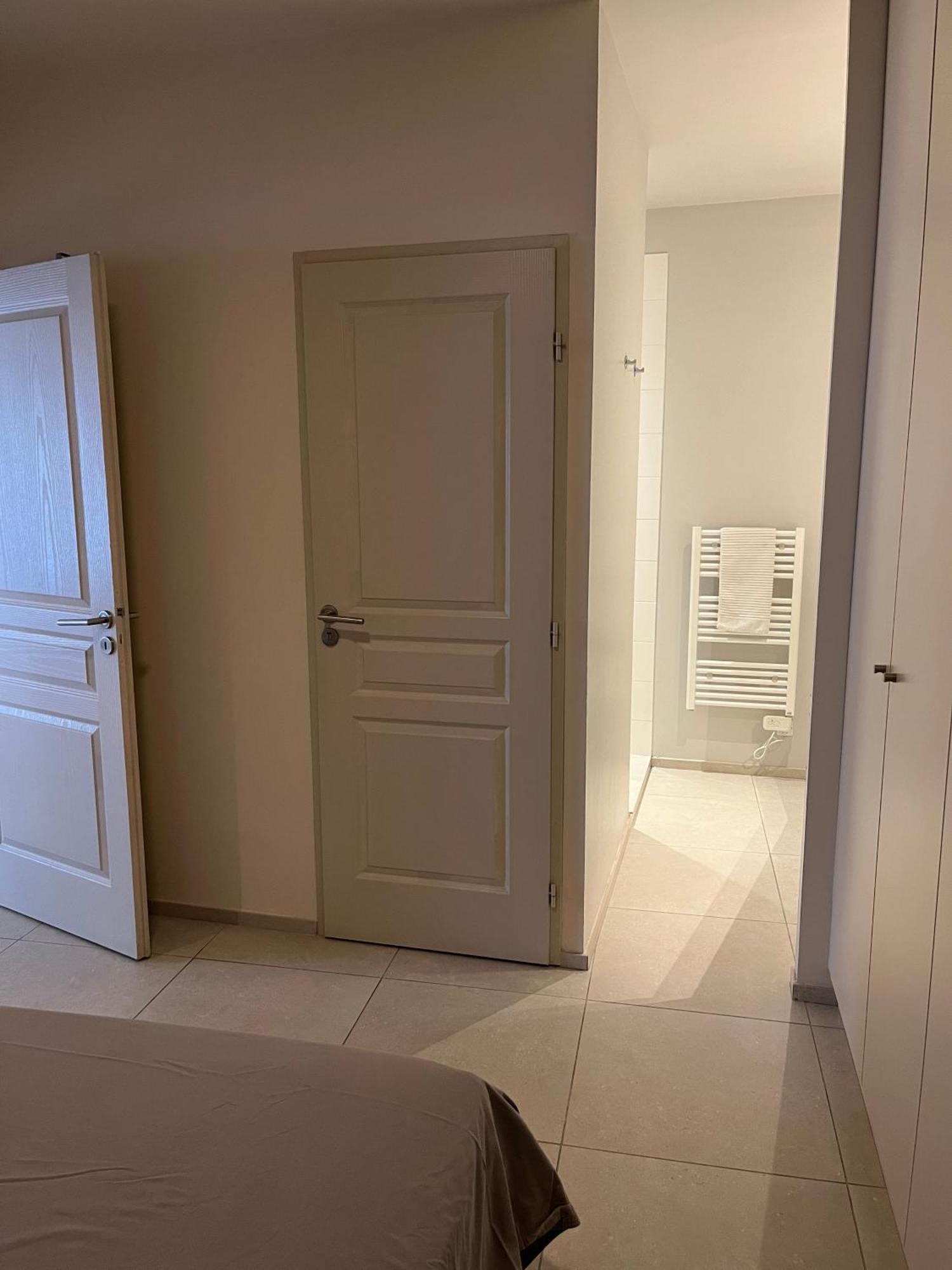 Le Petit Appartement D'Арль Экстерьер фото